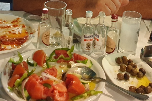salade khoriatiki